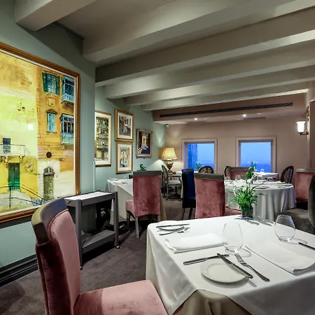 The Xara Palace Relais & Chateaux